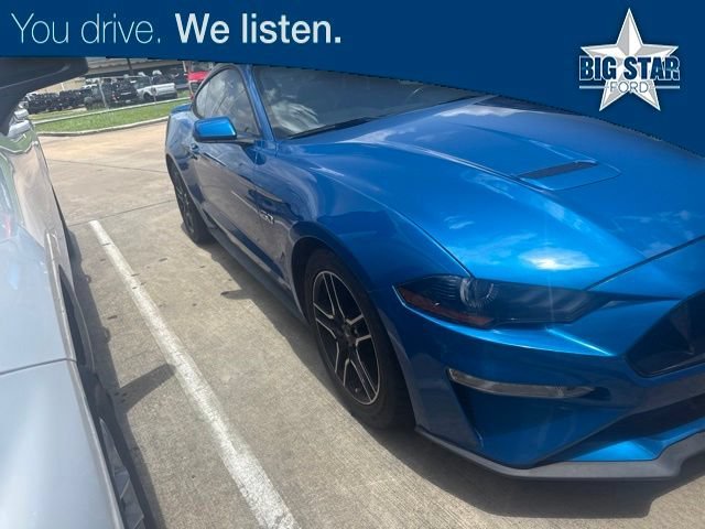 Used 2020 Velocity Blue Metallic Ford GT Premium image 1