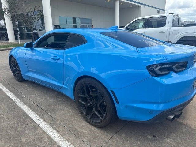 Used 2022 Rapid Blue Chevrolet LT1 image 10