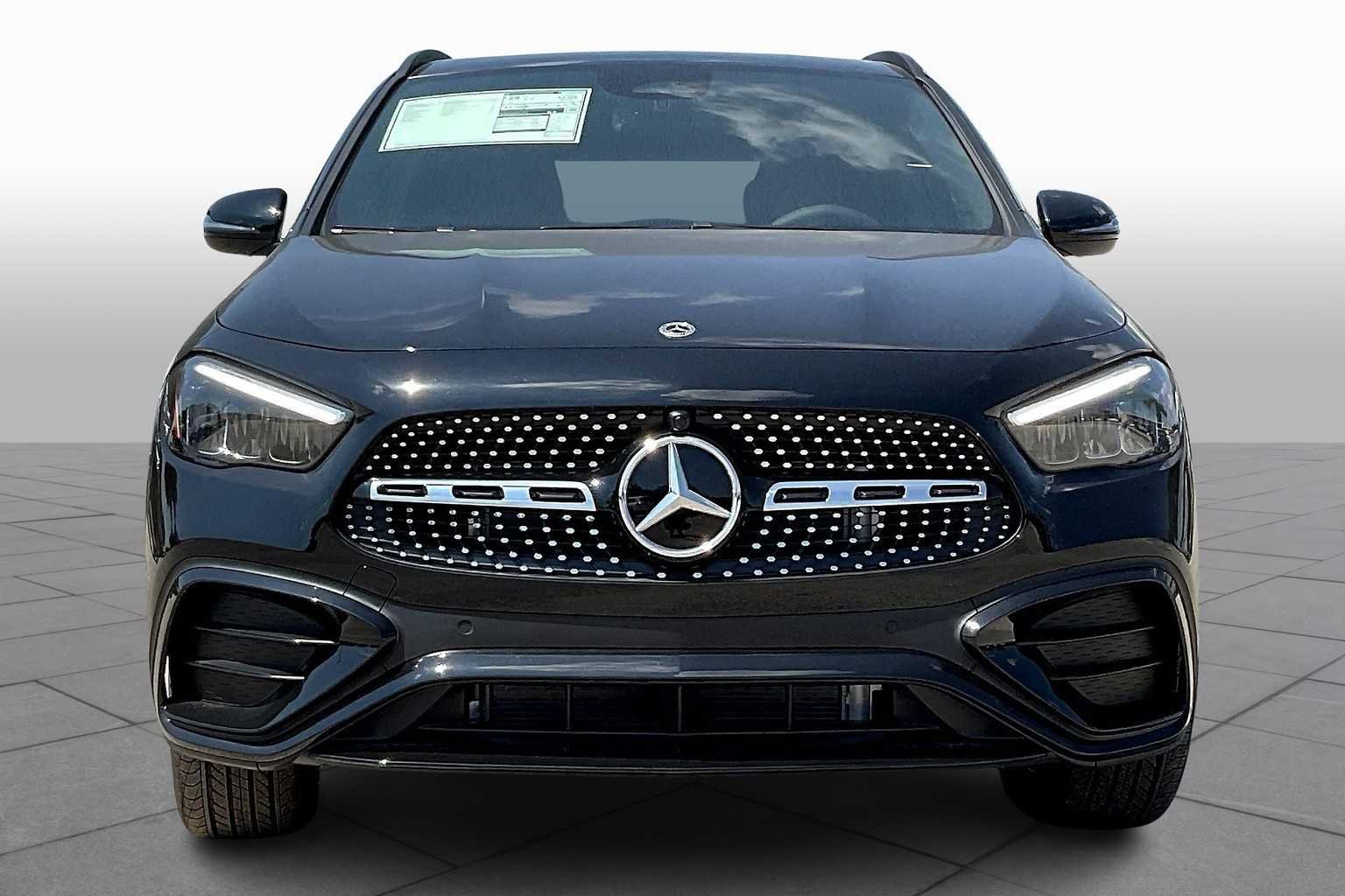 Used 2026 Cosmos Black Metallic Mercedes-Benz GLA 250 image 2