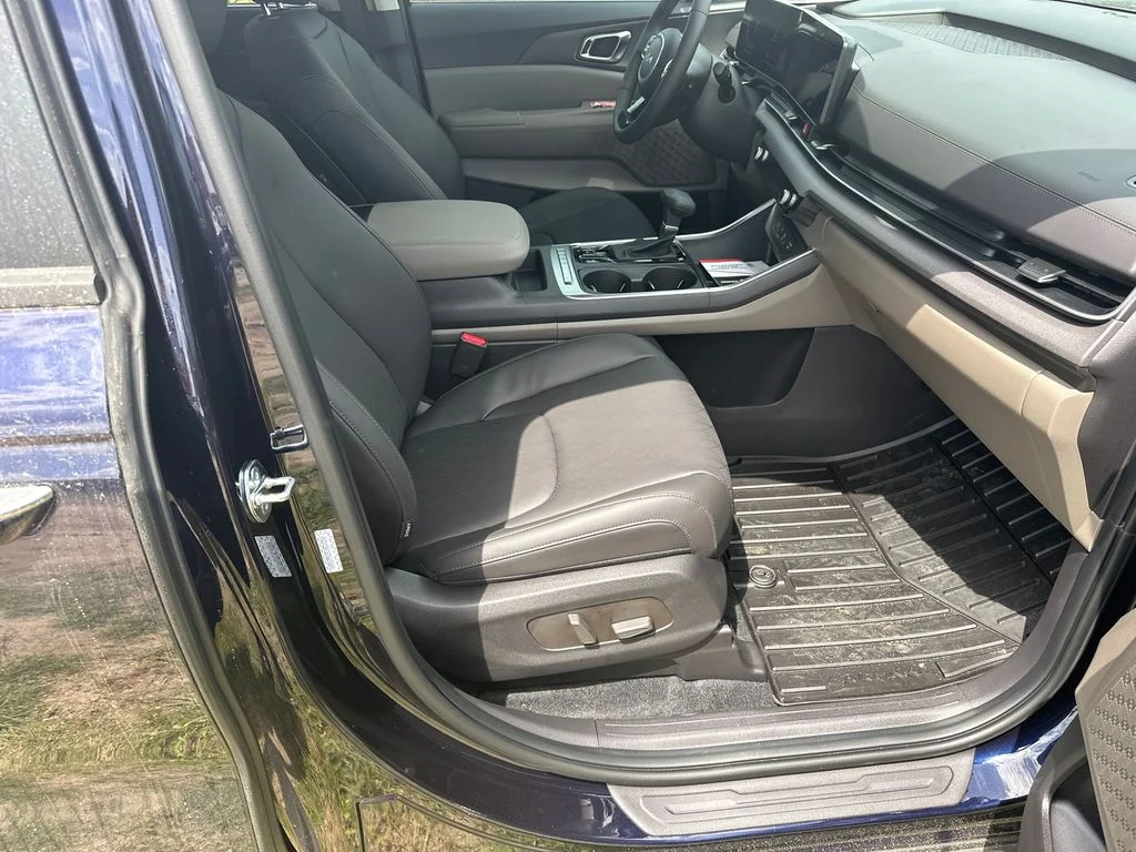 New 2026 Blue Kia EX image 13