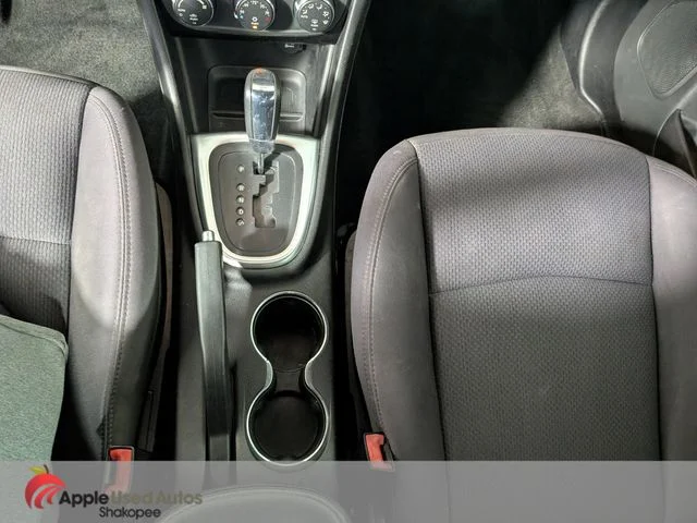 Used 2012 White Chrysler Touring image 21