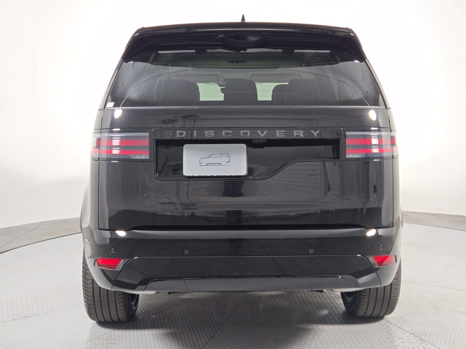 New 2026 Santorini Black Land Rover Dynamic SE image 7