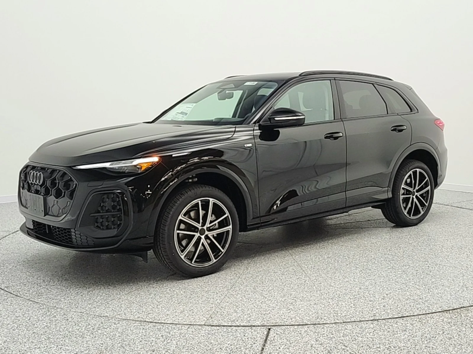 2026 Audi Q5 Premium Plus quattro's photo