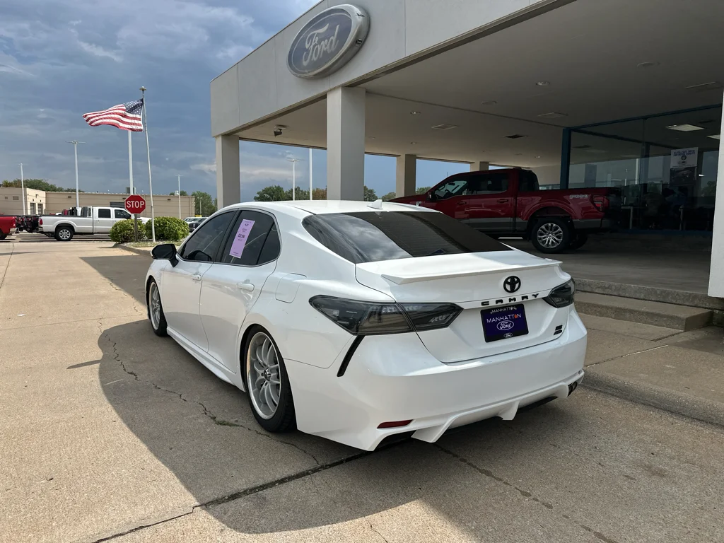 Used 2021 Super White Toyota SE image 11