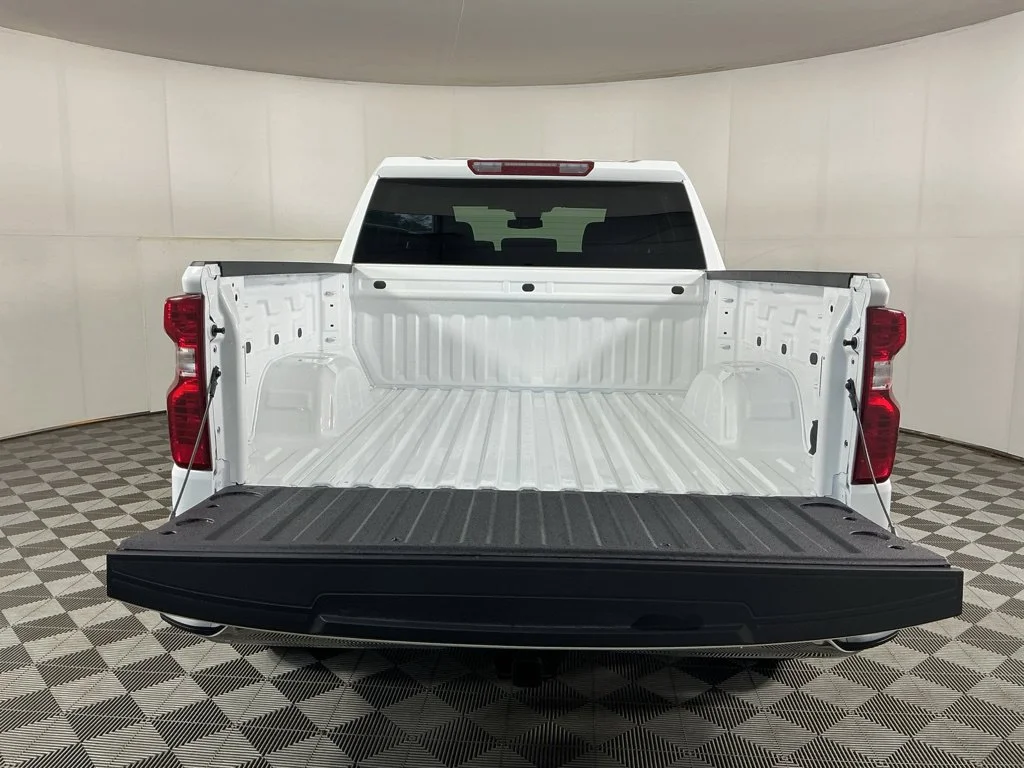 New 2026 White Chevrolet LT image 8