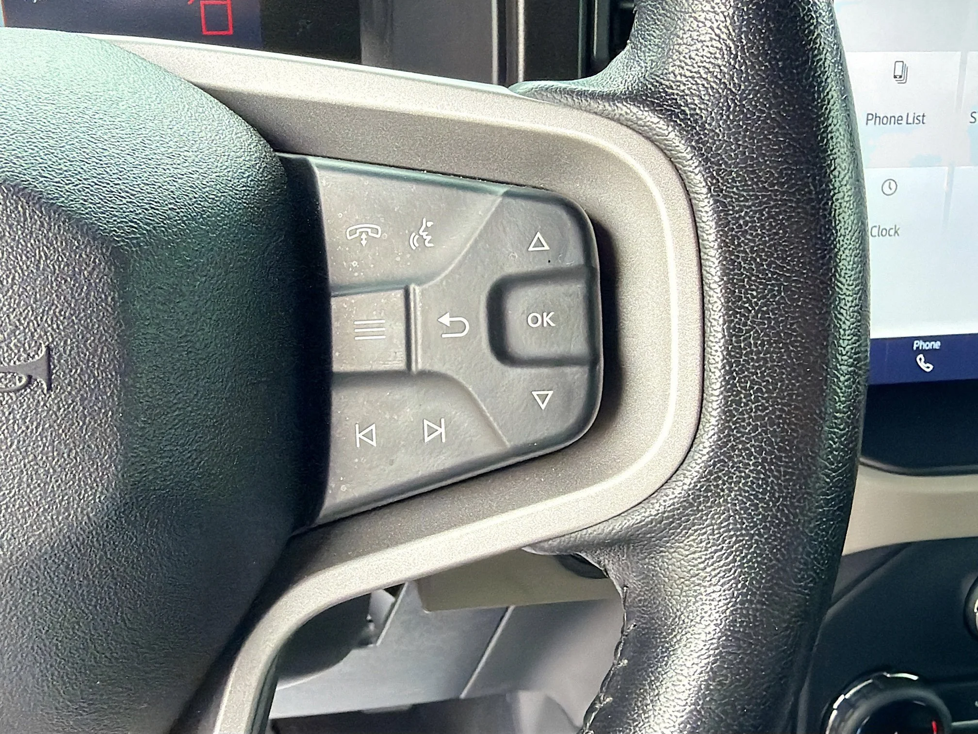 Used 2022 Shadow Black Ford Wildtrak image 36
