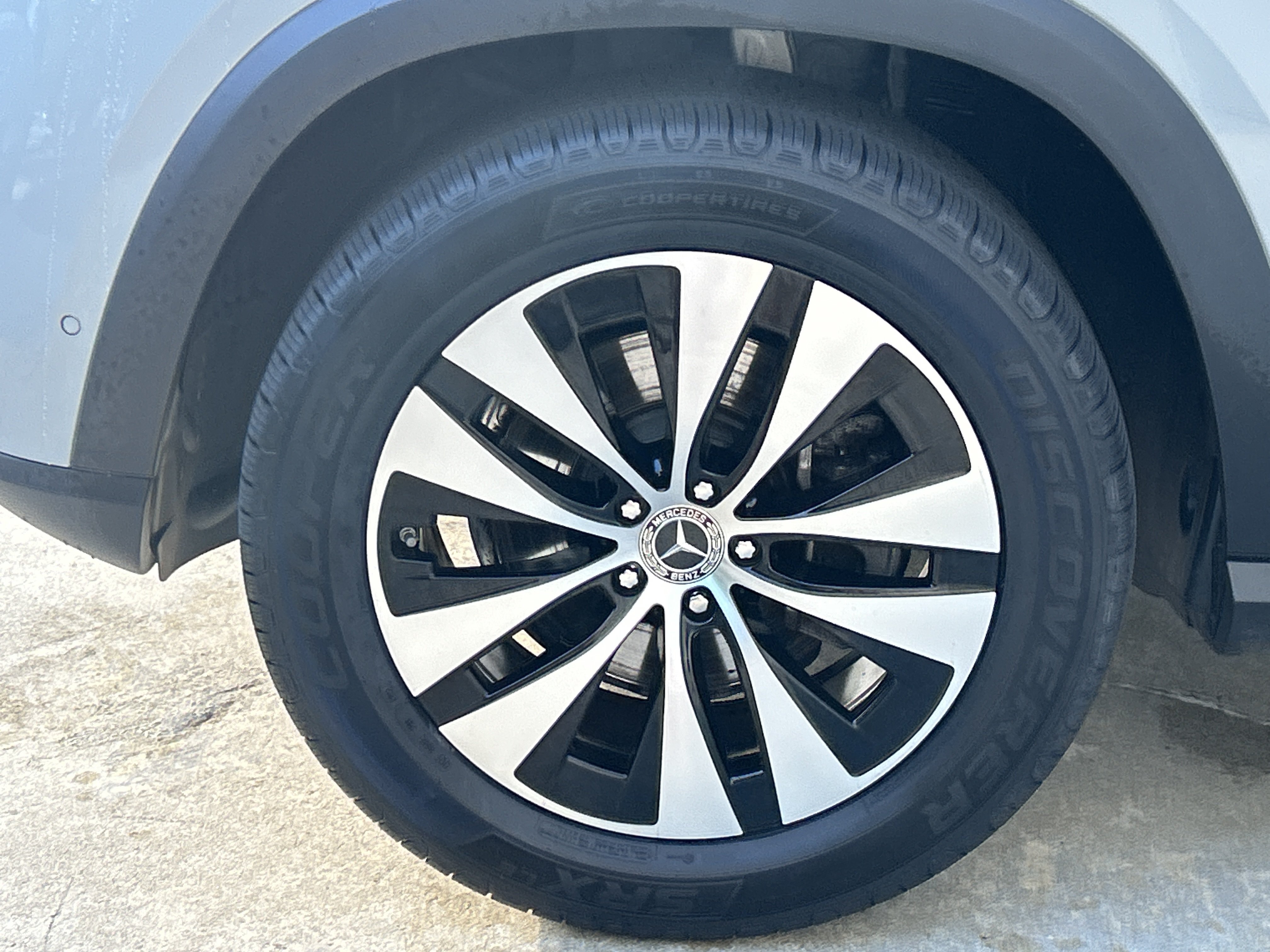 Certified Used 2024 MANUFAKTUR Alpine Grey Mercedes-Benz GLE 350 4MATIC® SUV image 15