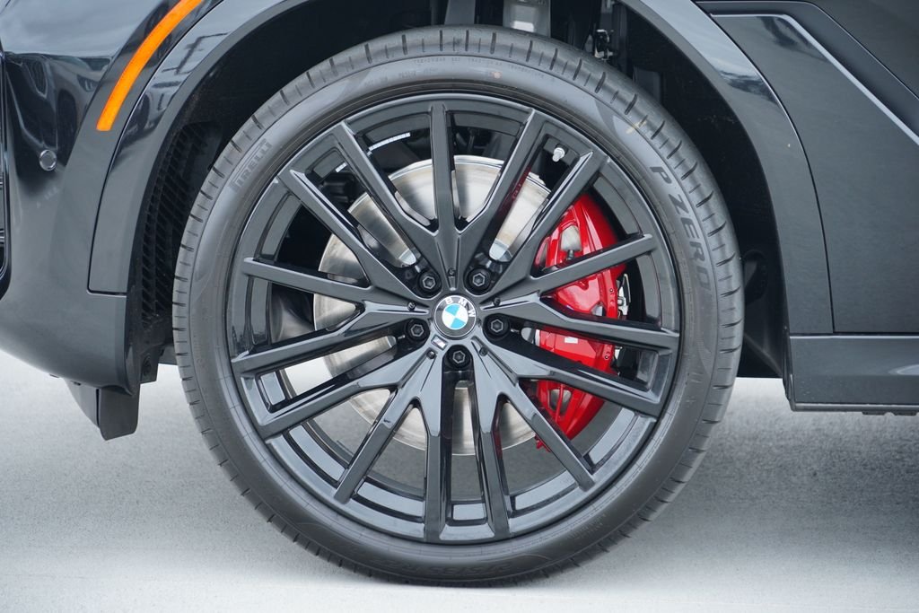 New 2027 Black Sapphire Metallic BMW M60i image 5