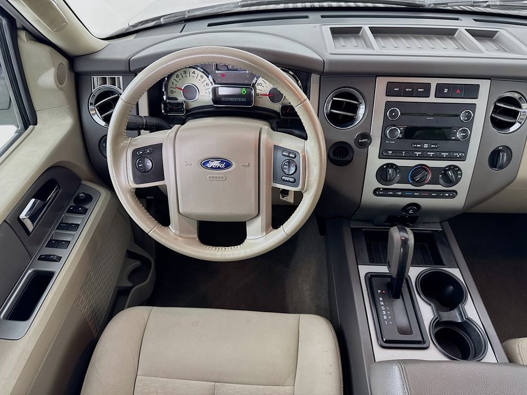 Used 2013 Ingot Silver Ford XLT image 25