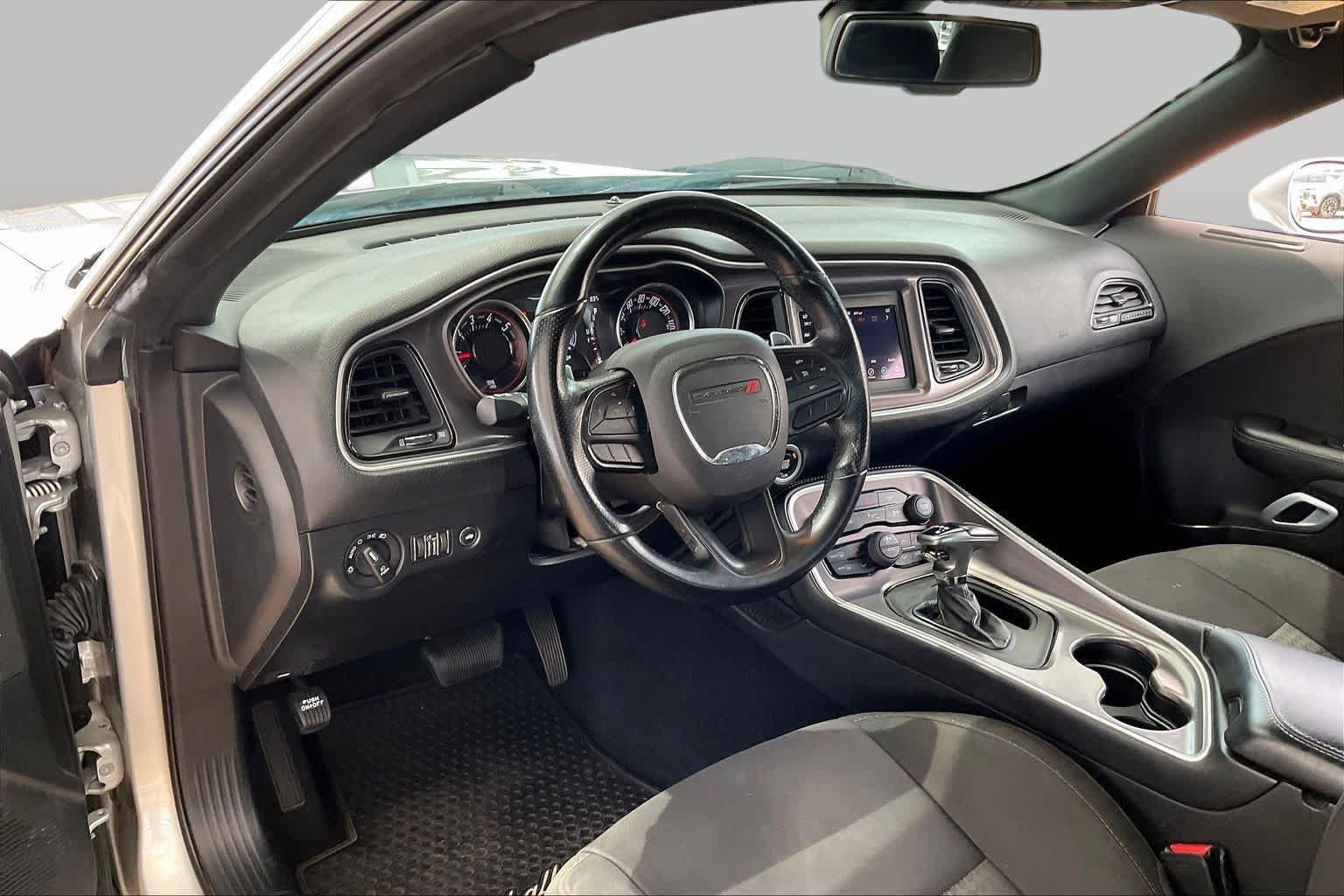 Used 2021 Triple Nickel Clearcoat Dodge R/T image 16