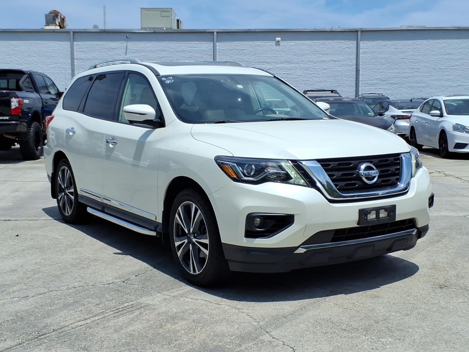 Used 2019 Pearl White Tricoat Nissan Platinum image 5