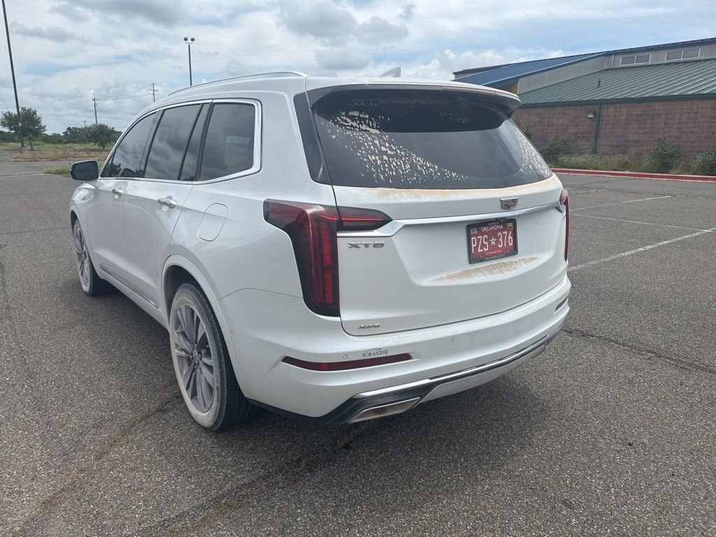 Used 2022 White Cadillac Premium Luxury image 4