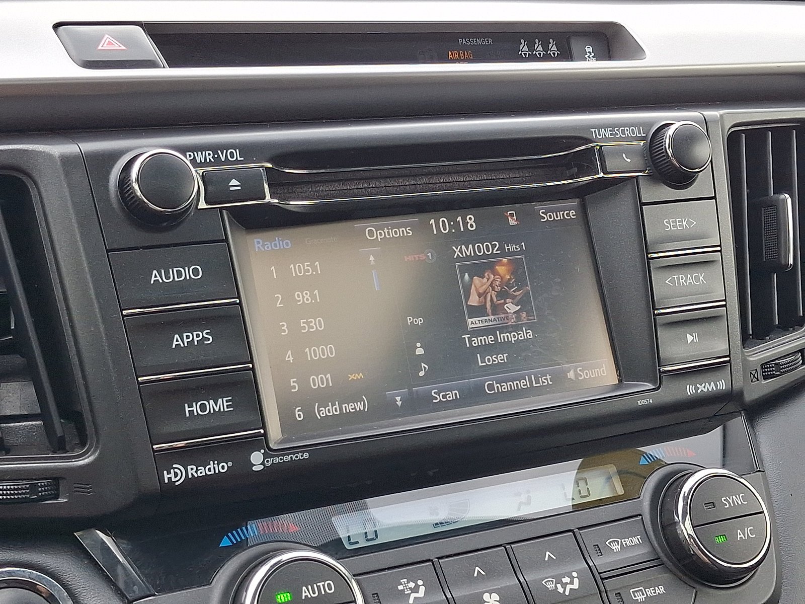 Used 2018 Super White Toyota XLE image 19