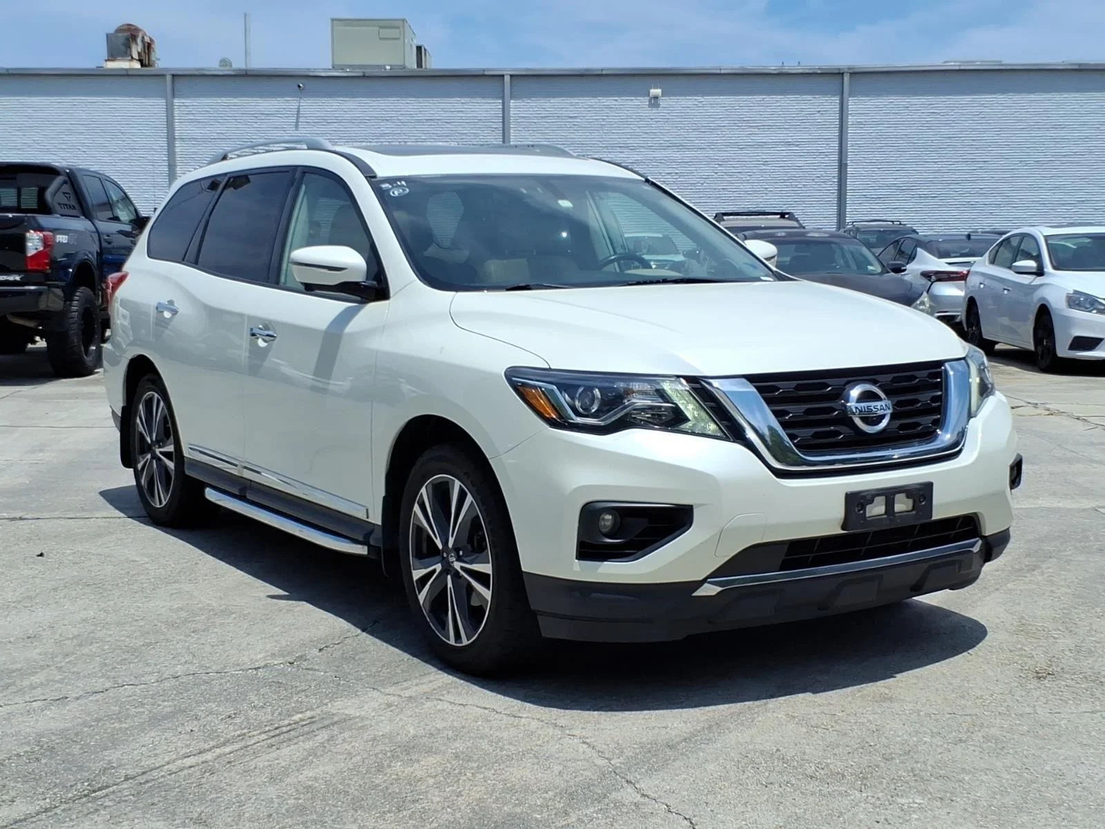 Used 2019 Pearl White Tricoat Nissan Platinum image 5