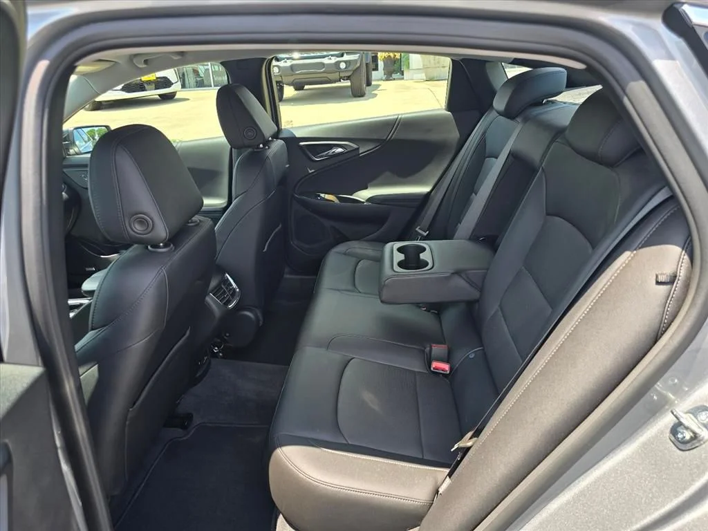 Used 2023 Gray Chevrolet LT image 11