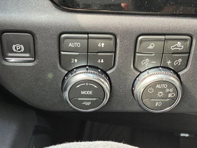 2026 GMC Sierra 1500 SLT - Photo 22