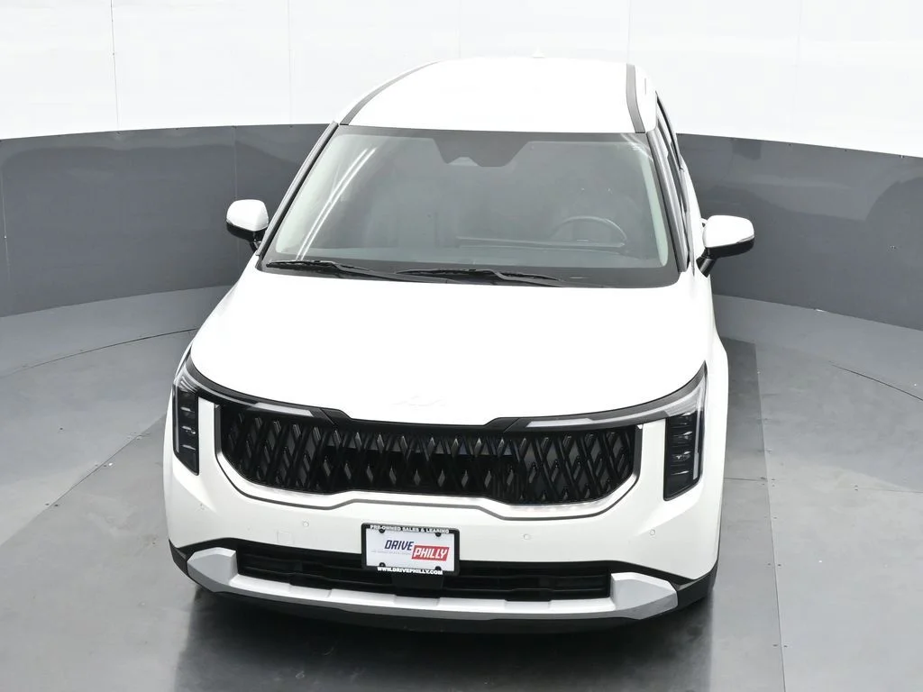 Used 2026 White Kia LXS image 18