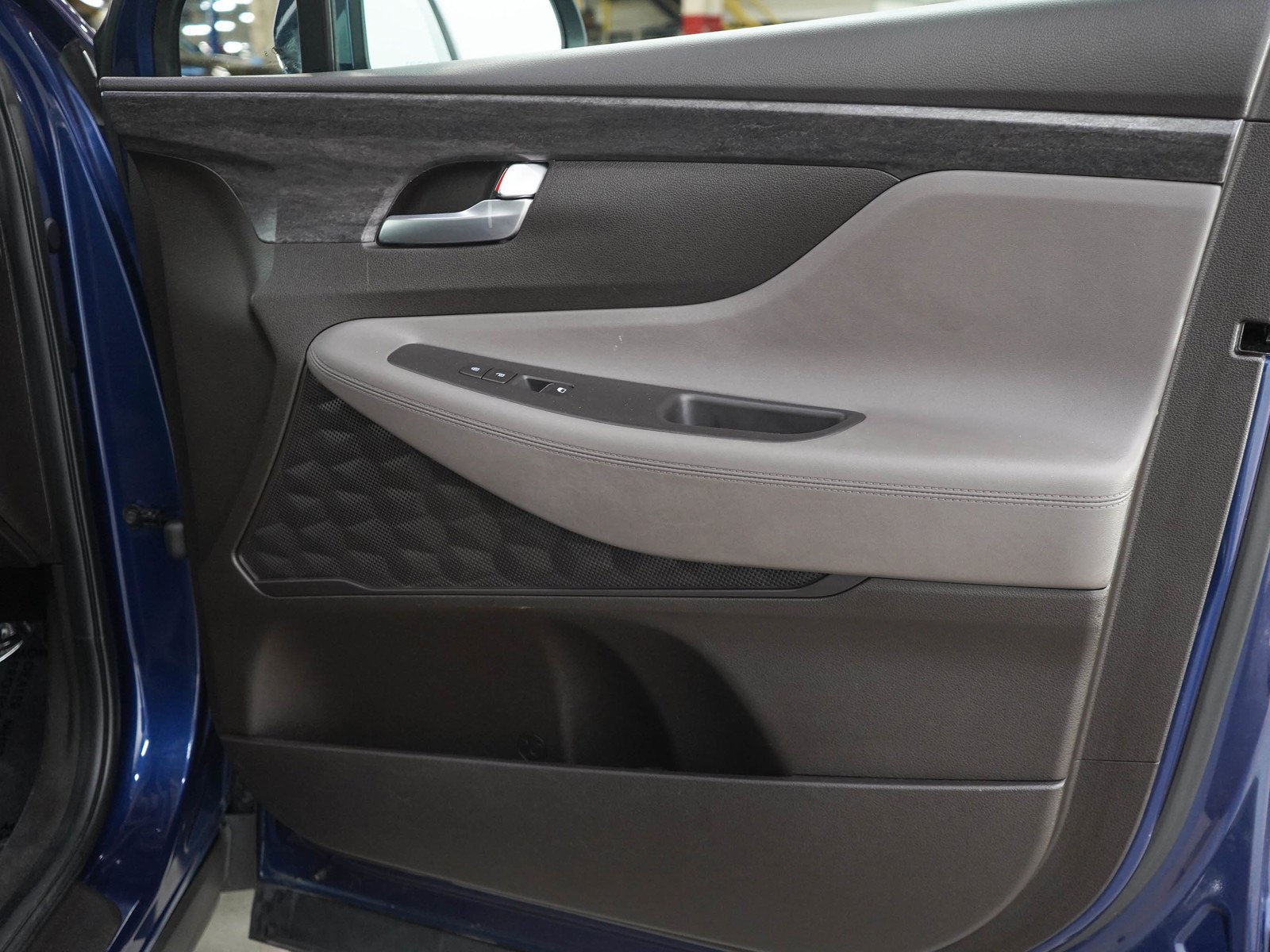 2019 Hyundai Santa Fe SE - Photo 11