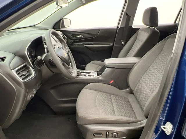 Certified Used 2022 Blue Chevrolet LT image 9
