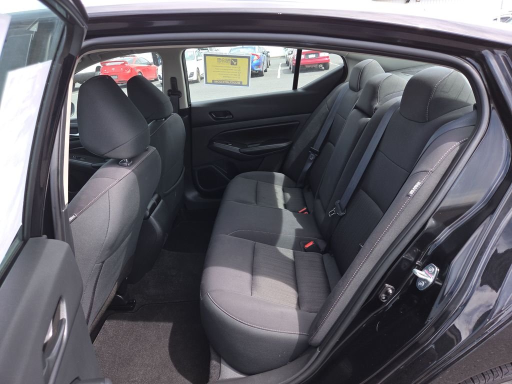 2025 Nissan Altima SV - Photo 23