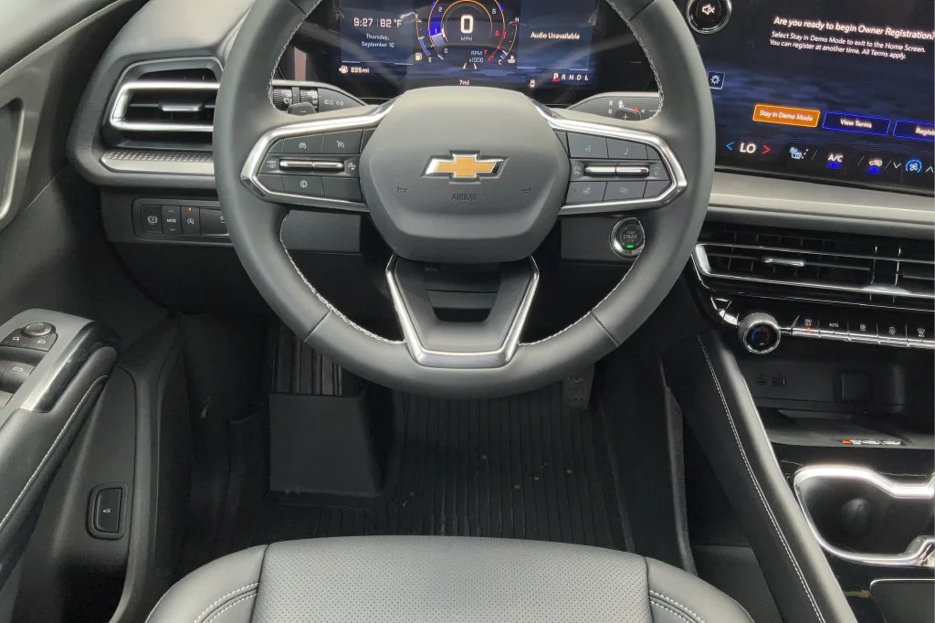 2027 Chevrolet Traverse LT - Photo 13
