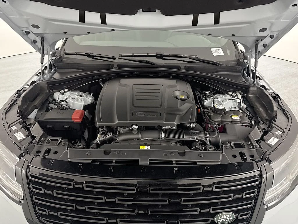 New 2026 Arroios Grey Land Rover S image 30