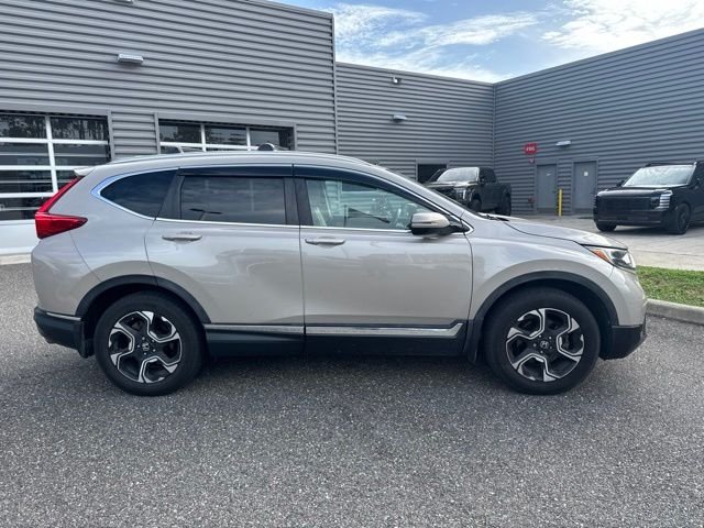 Certified Used 2018 White Diamond Pearl Honda Touring image 4