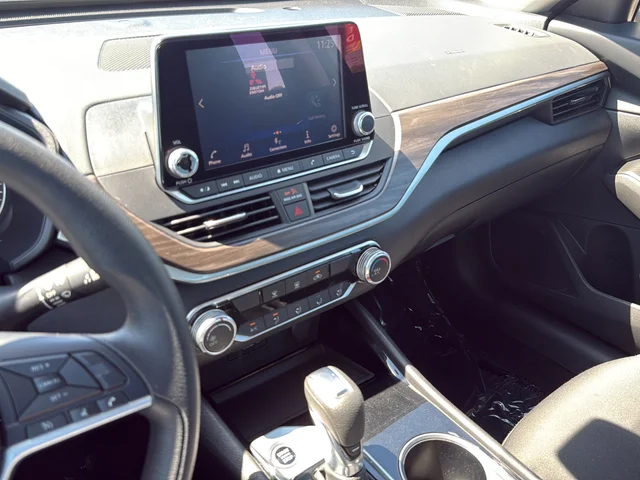 Used 2024 Gray Nissan 2.5 SV image 25