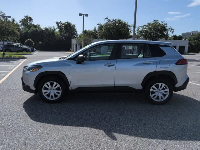 Used 2023 Silver Toyota L image 7