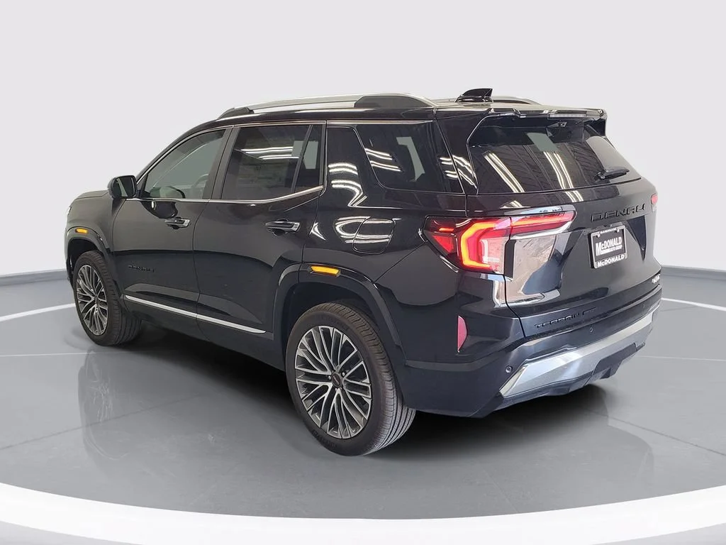 2027 GMC Terrain Denali - Photo 4