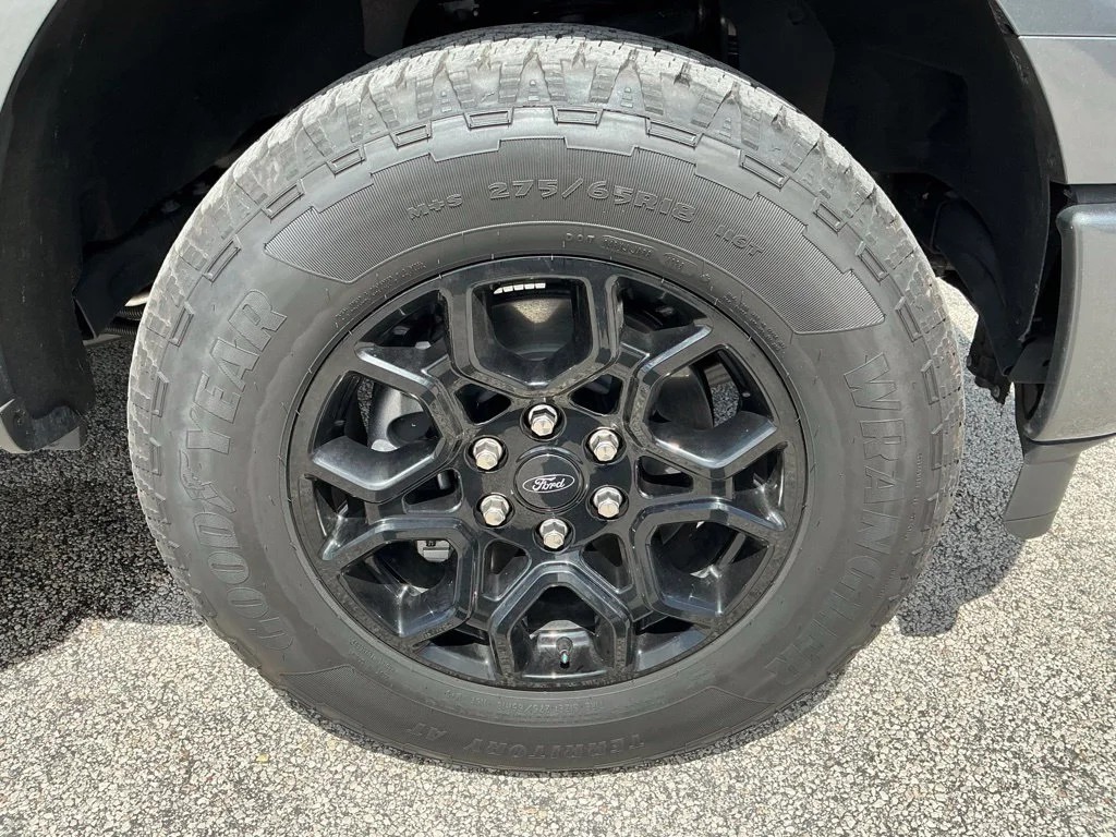 Used 2026 Gray Ford XLT image 12