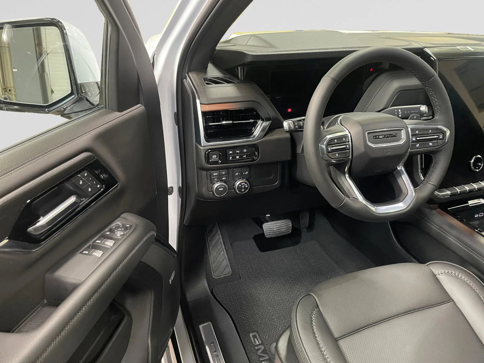 New 2026 Glacier White Tricoat GMC Denali image 12