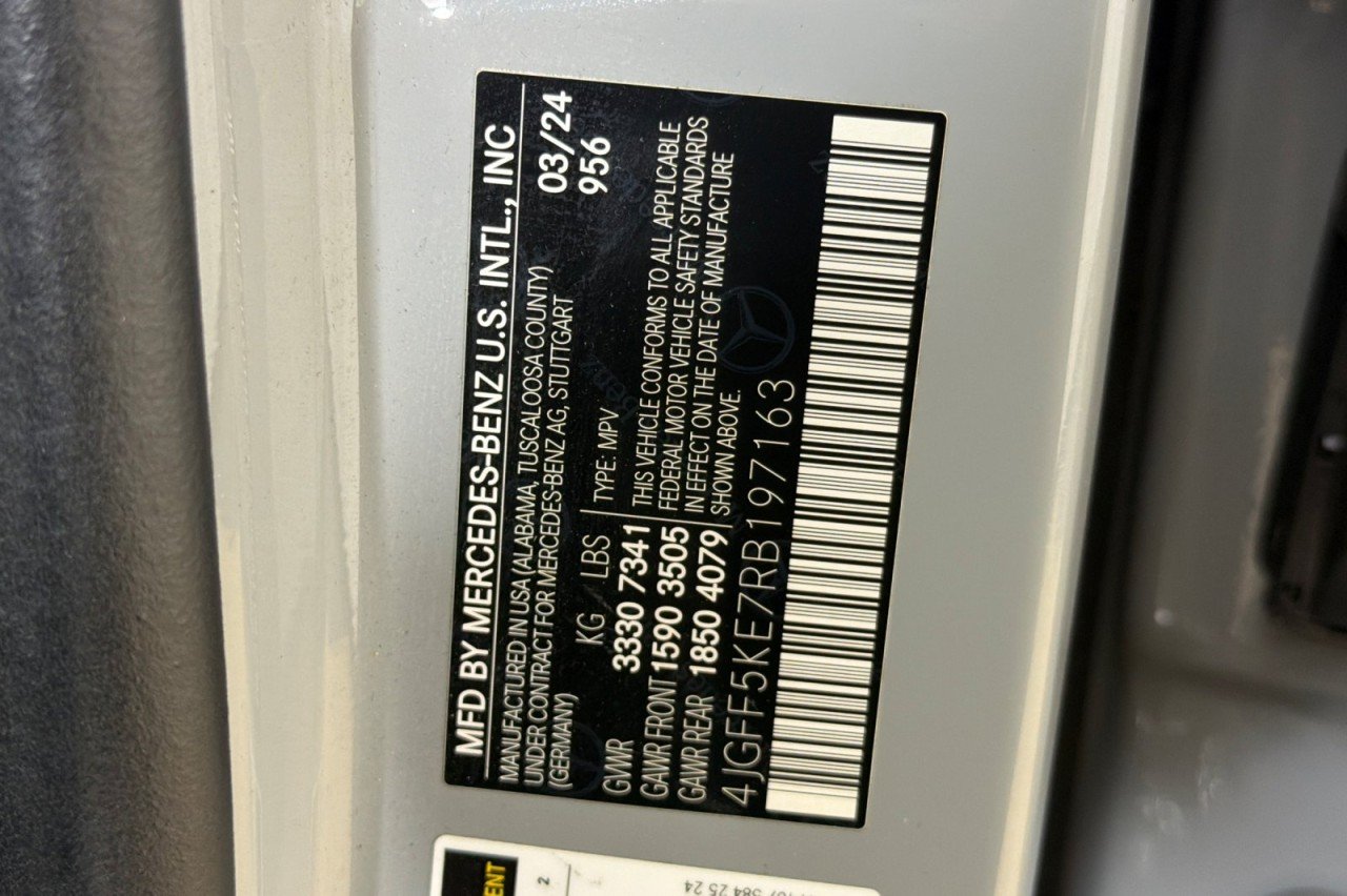 Certified Used 2024 MANUFAKTUR Alpine Grey Mercedes-Benz GLS 450 image 28