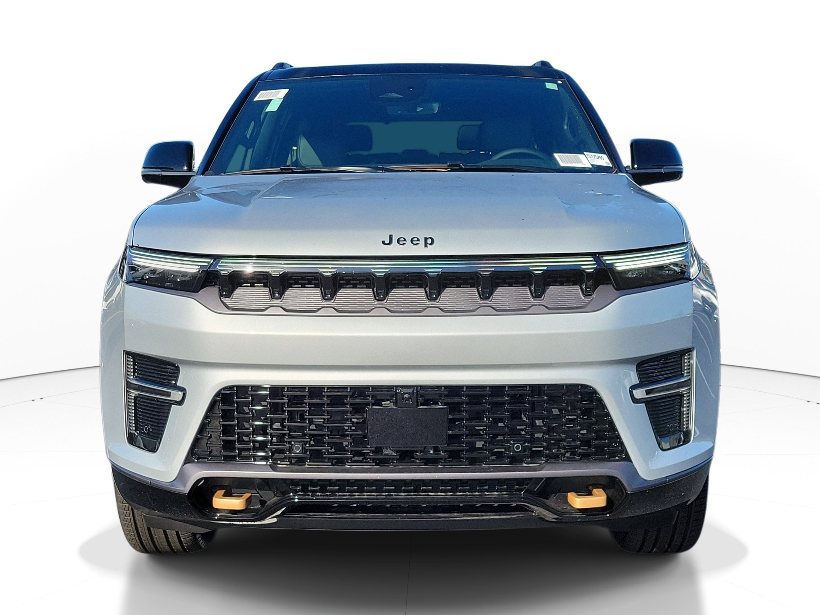 New 2026 Silver-Zynith Exterior Paint Jeep  image 2