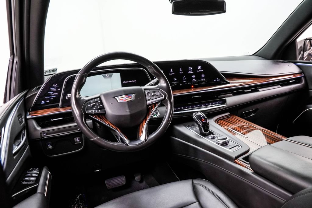 Used 2021 Black Cadillac Luxury image 5