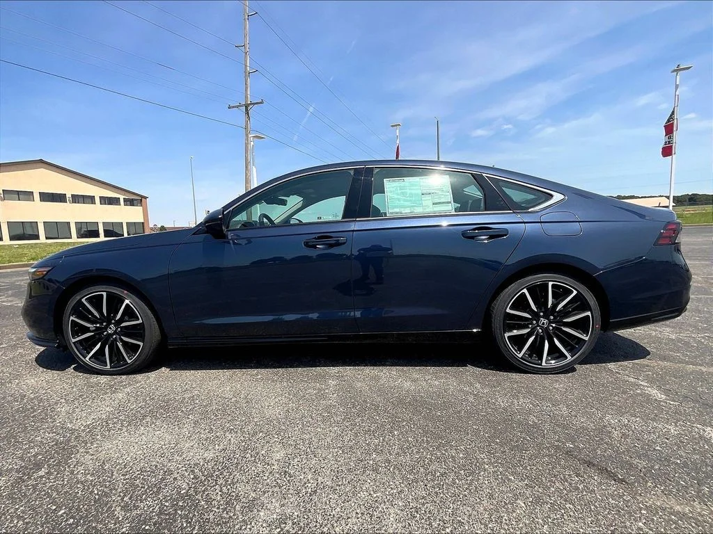 New 2026 Canyon River Blue Metallic Honda Touring image 6
