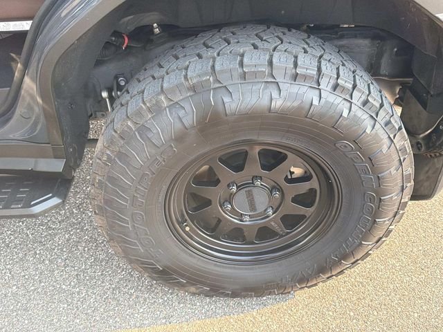 Used 2025  Toyota Base image 11