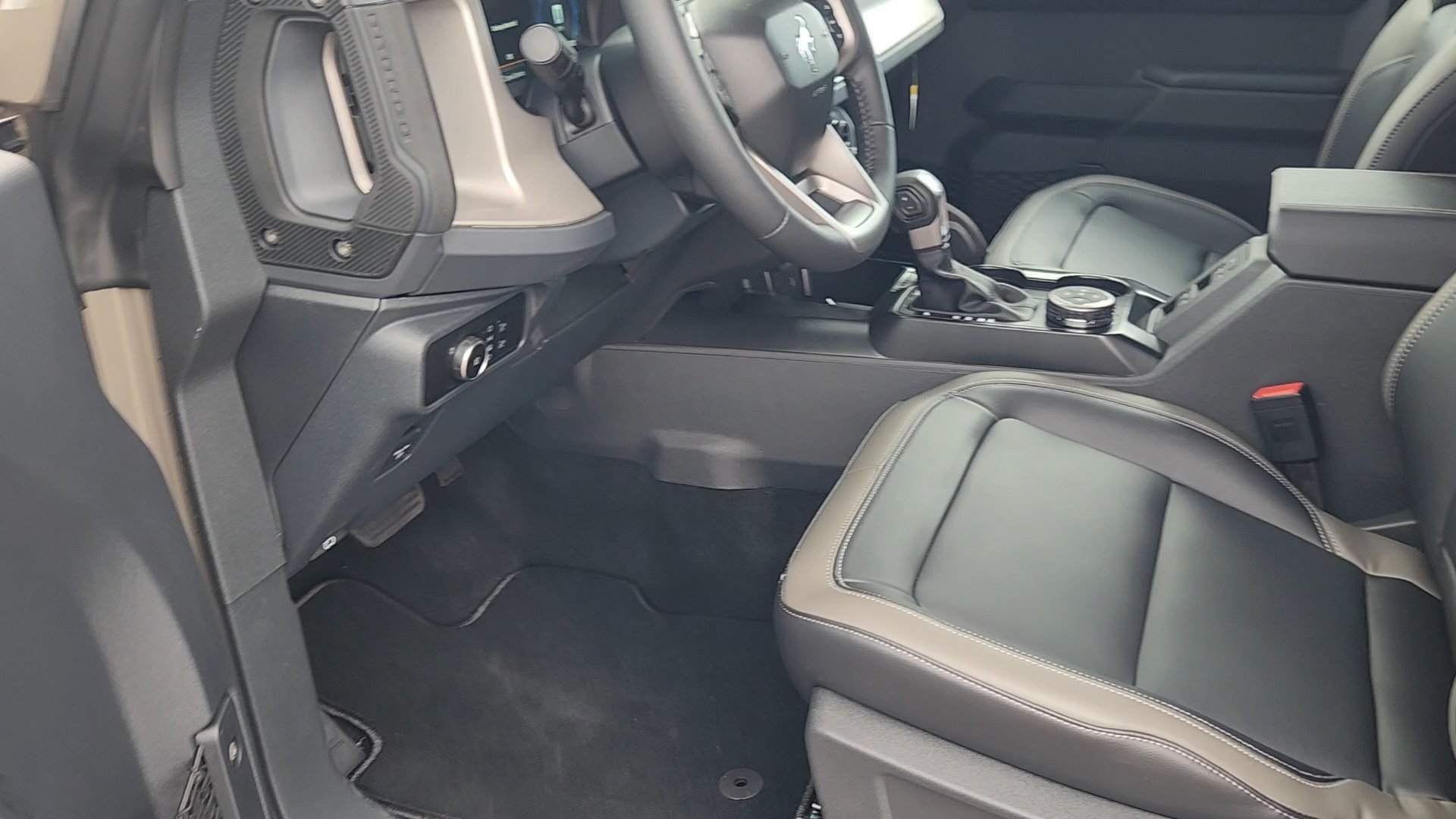 New 2026 Marsh Gray Ford Outer Banks image 31