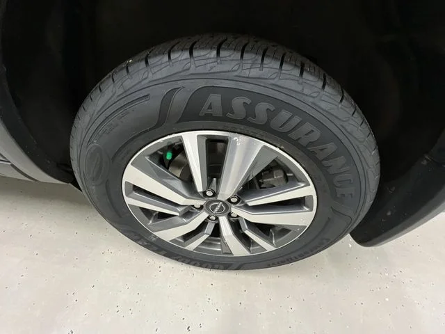 2024 Nissan Pathfinder SL - Photo 32