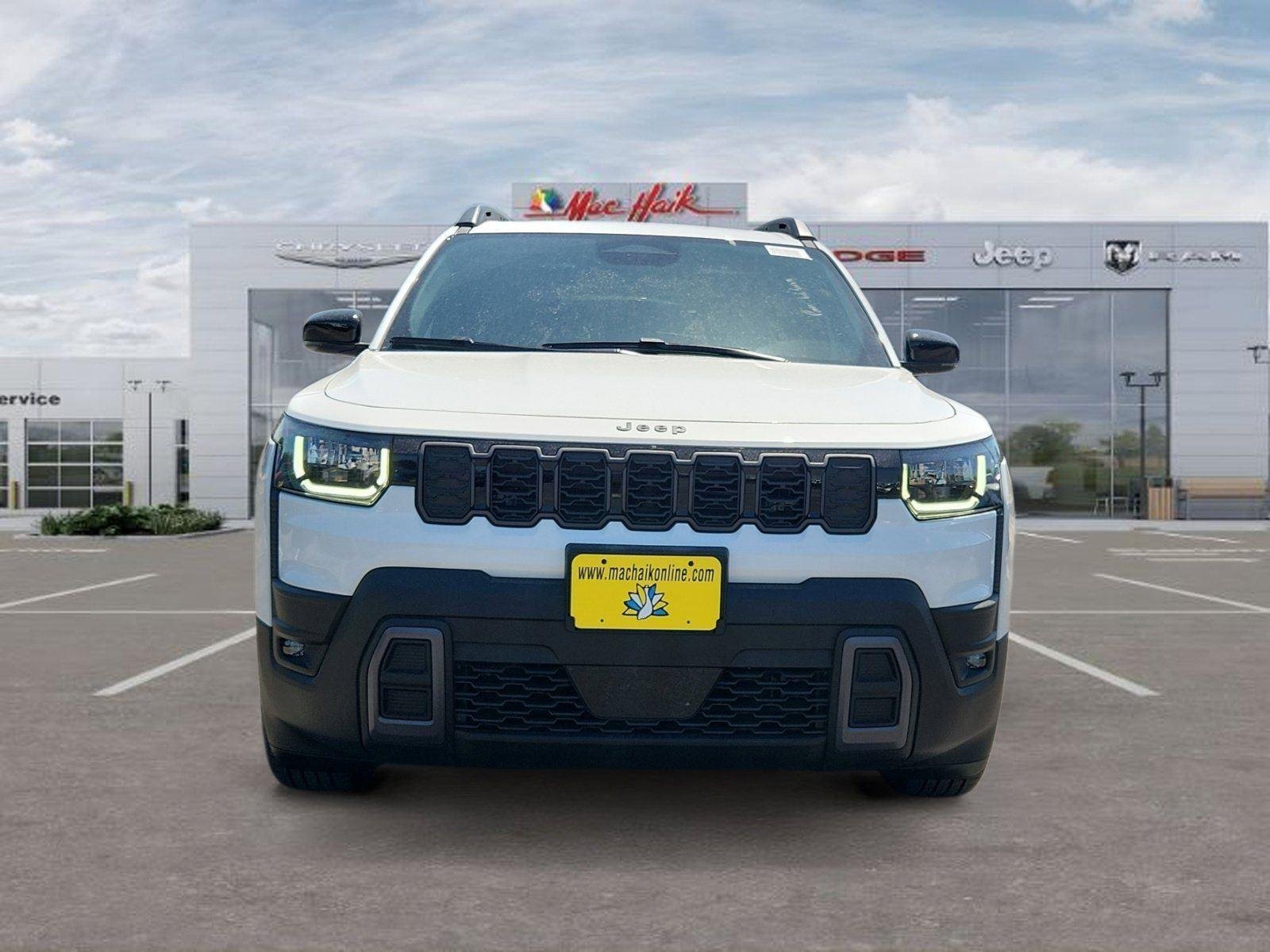 New 2026 Bright White Clear-Coat Exterior Paint Jeep Limited image 8