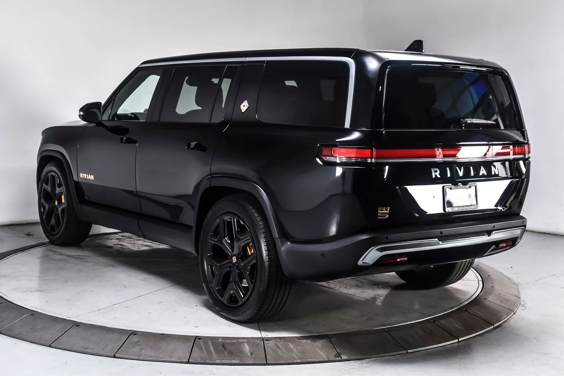 Used 2024 Midnight Rivian Adventure Quad Motor Large Pack image 11