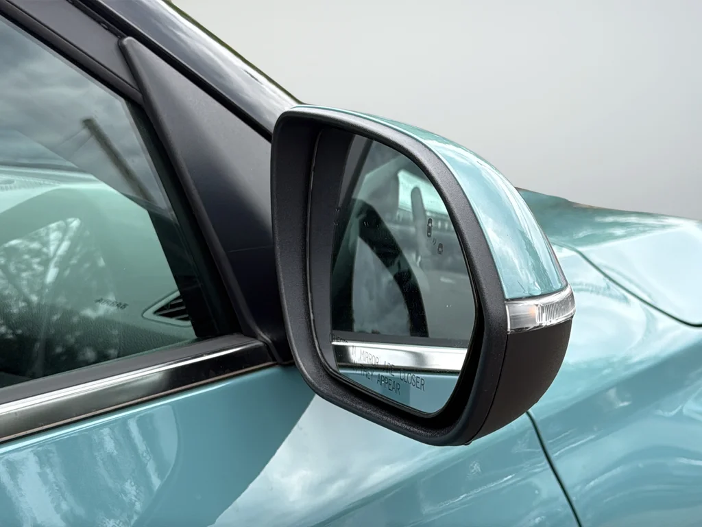 Used 2026 Blue Kia SX image 30