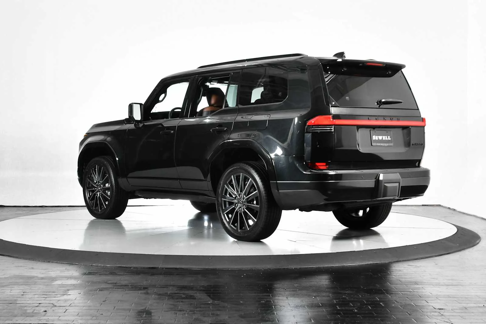 Used 2026 Caviar Lexus Luxury+ image 4