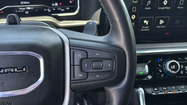 Used 2024 White GMC Denali image 24