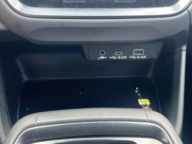 Used 2024 White Subaru Limited image 21