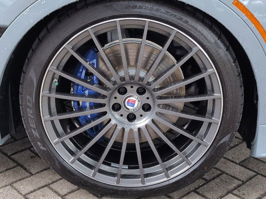 New 2026 Gray Metallic BMW ALPINA XB7 image 11