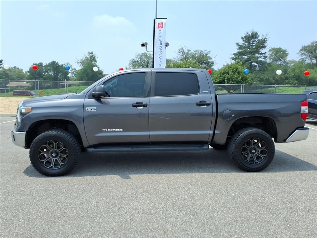 Used 2021 Gray Toyota SR5 image 8