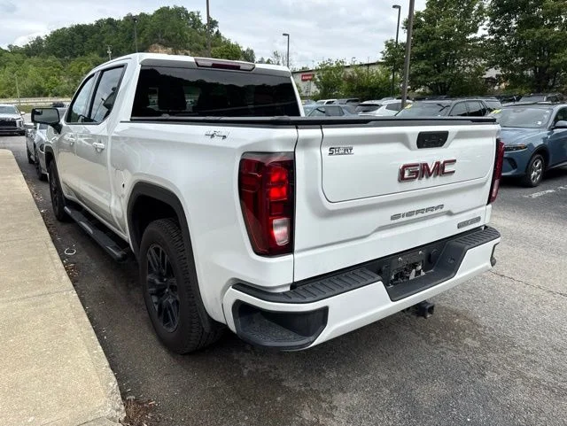 Used 2022 White GMC Elevation image 4