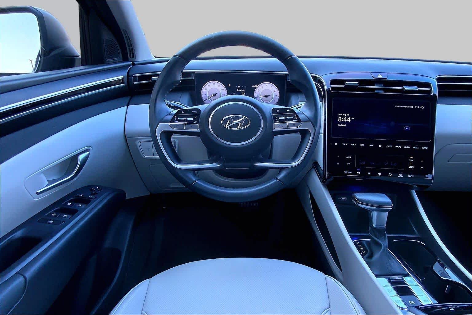 Used 2024 Hampton Gray Hyundai SEL image 6