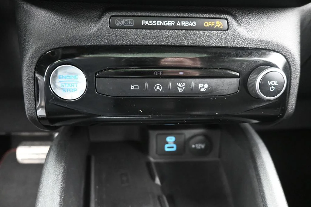 Used 2023 Silver Ford ST-Line Select image 20